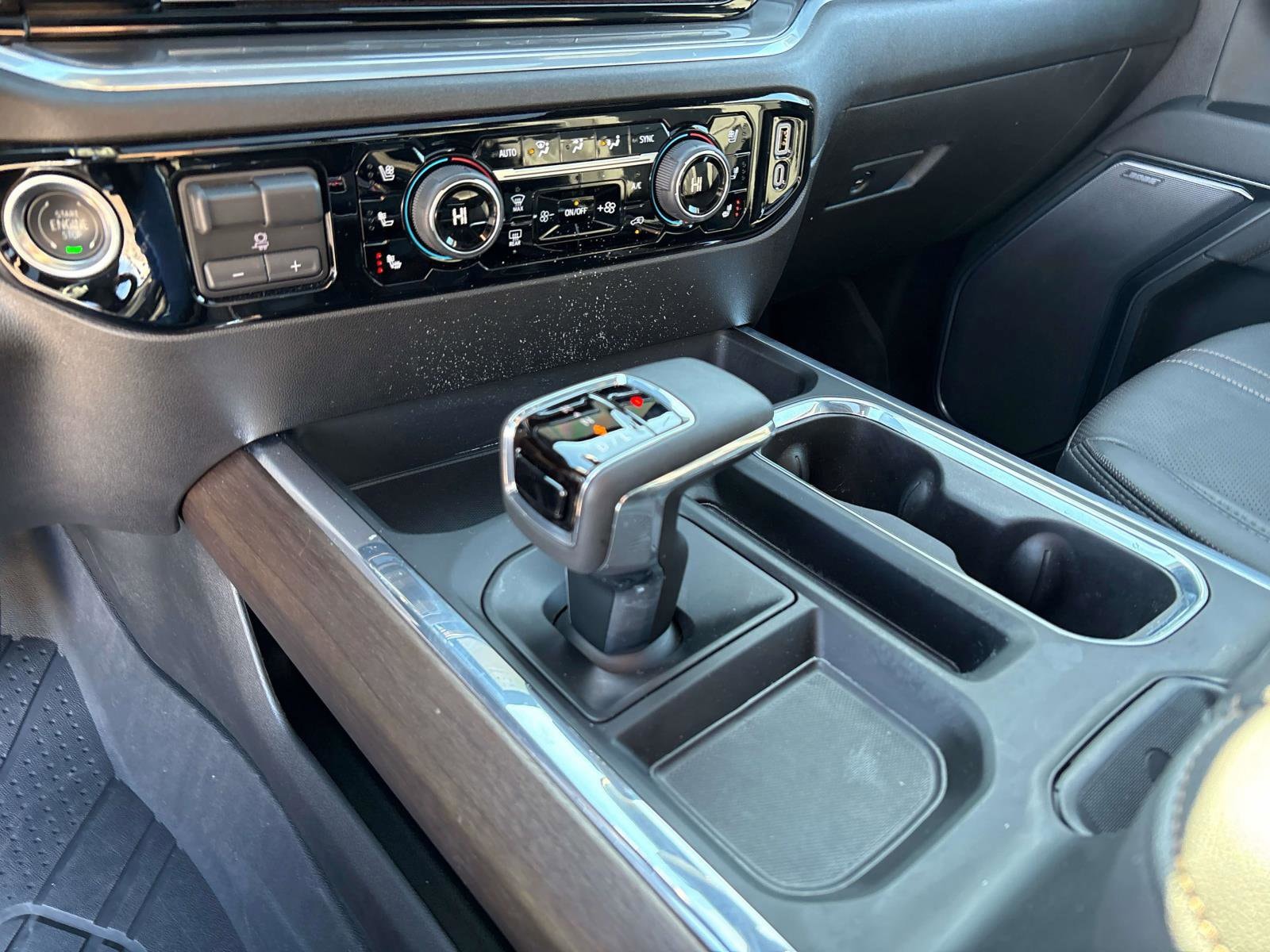 2025 Chevrolet Silverado 1500 High Country - Photo 13