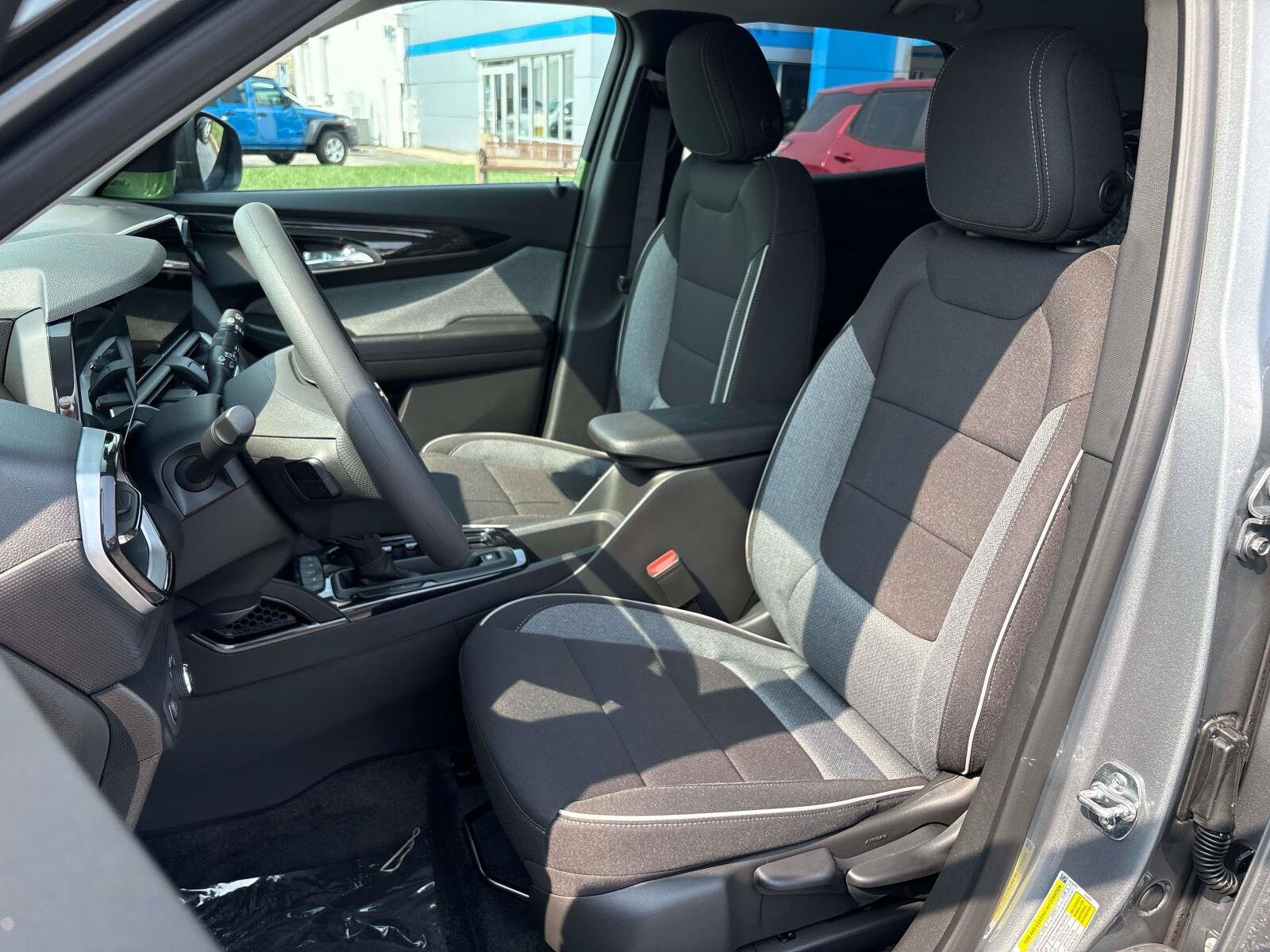 2026 Chevrolet Trailblazer LS - Photo 10