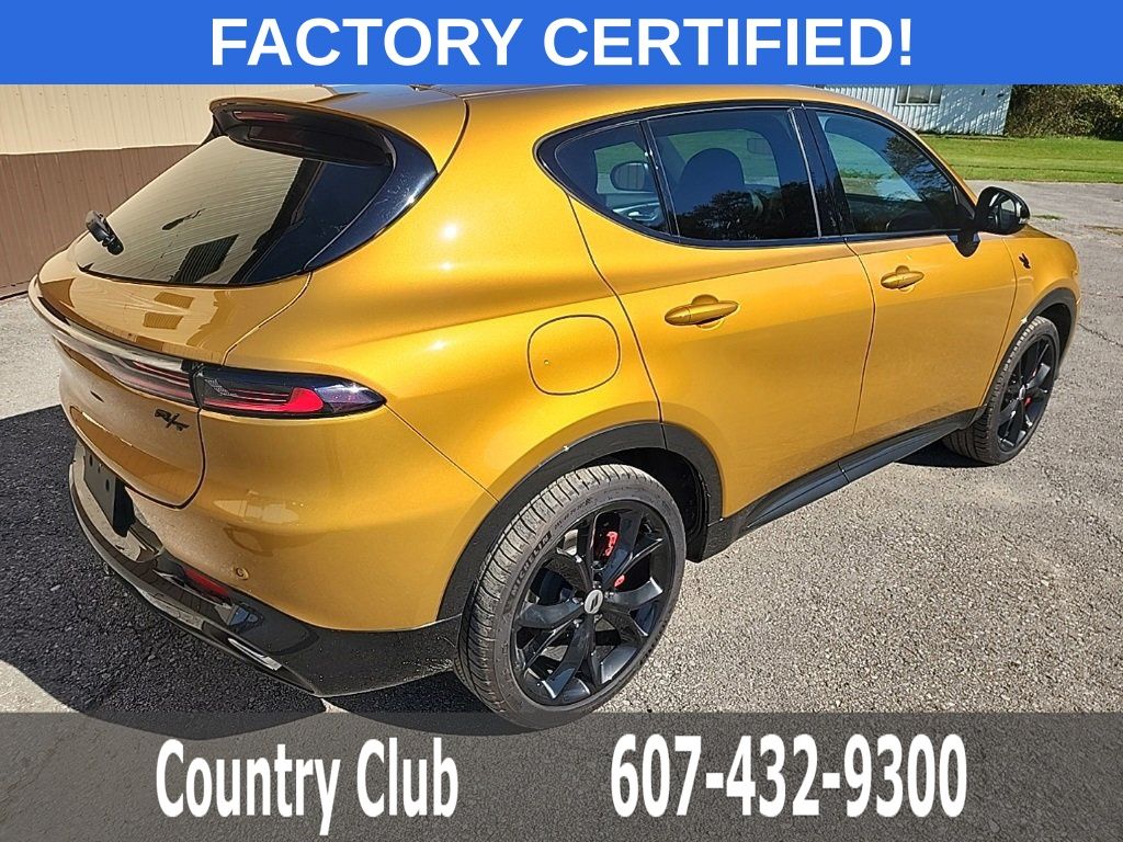 2024 Dodge Hornet R/T Plus - Photo 8