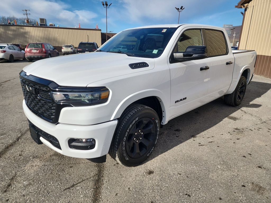 New 2026 Ram 1500 BIG HORN CREW CAB 4X4 5'7 BOX Pickup