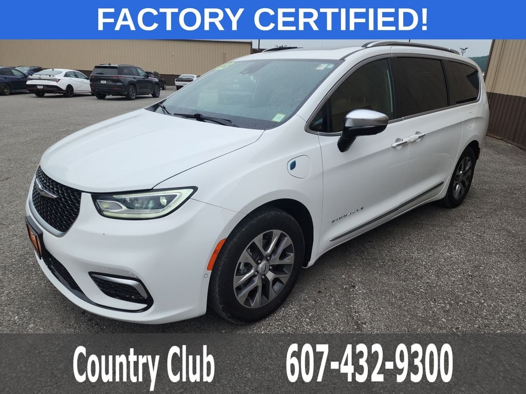 Used 2023 Chrysler Pacifica Hybrid Pinnacle Minivan/Van