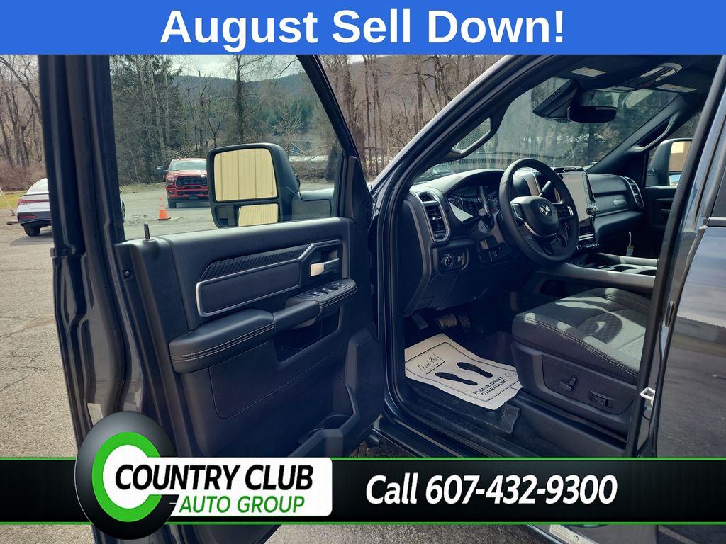 2026 RAM 2500 Big Horn - Photo 10