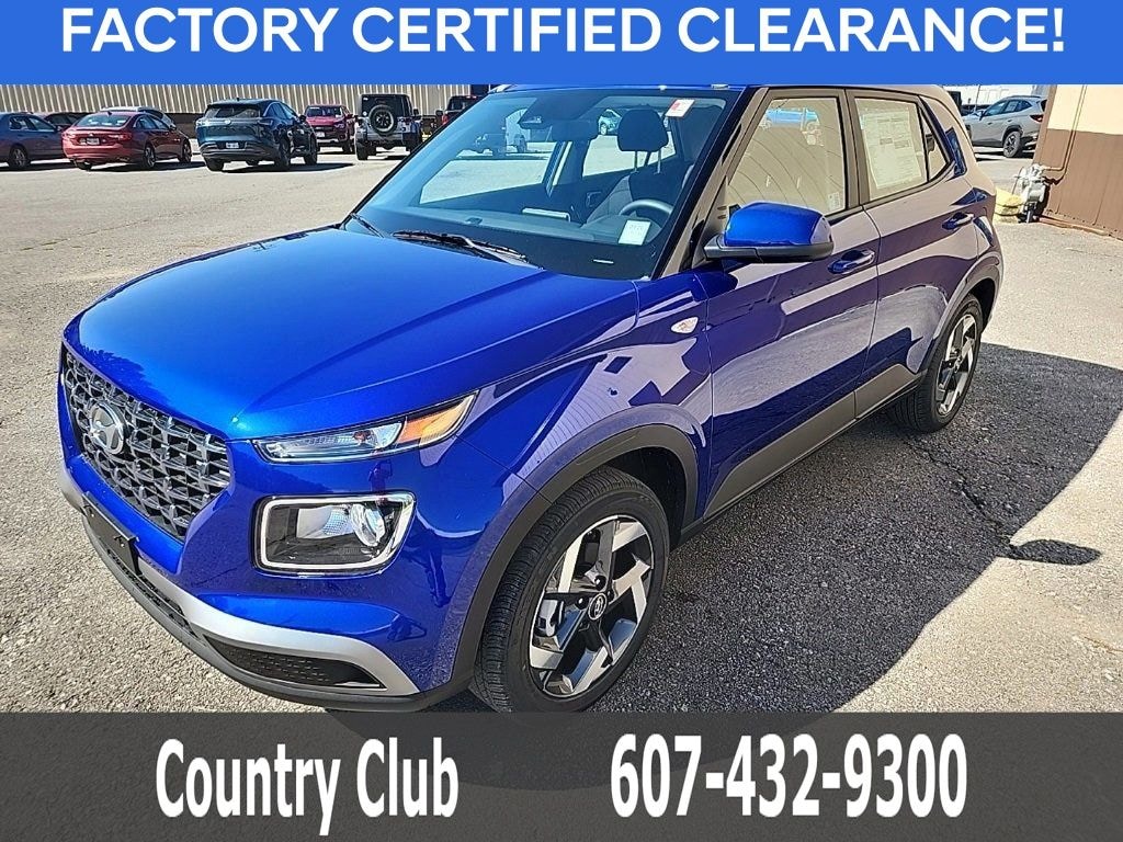 Used 2025 Hyundai Venue SEL SUV