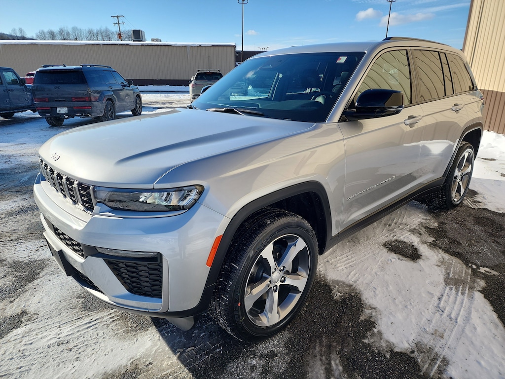 New 2026 Jeep Grand Cherokee LIMITED 4X4 Sport Utility