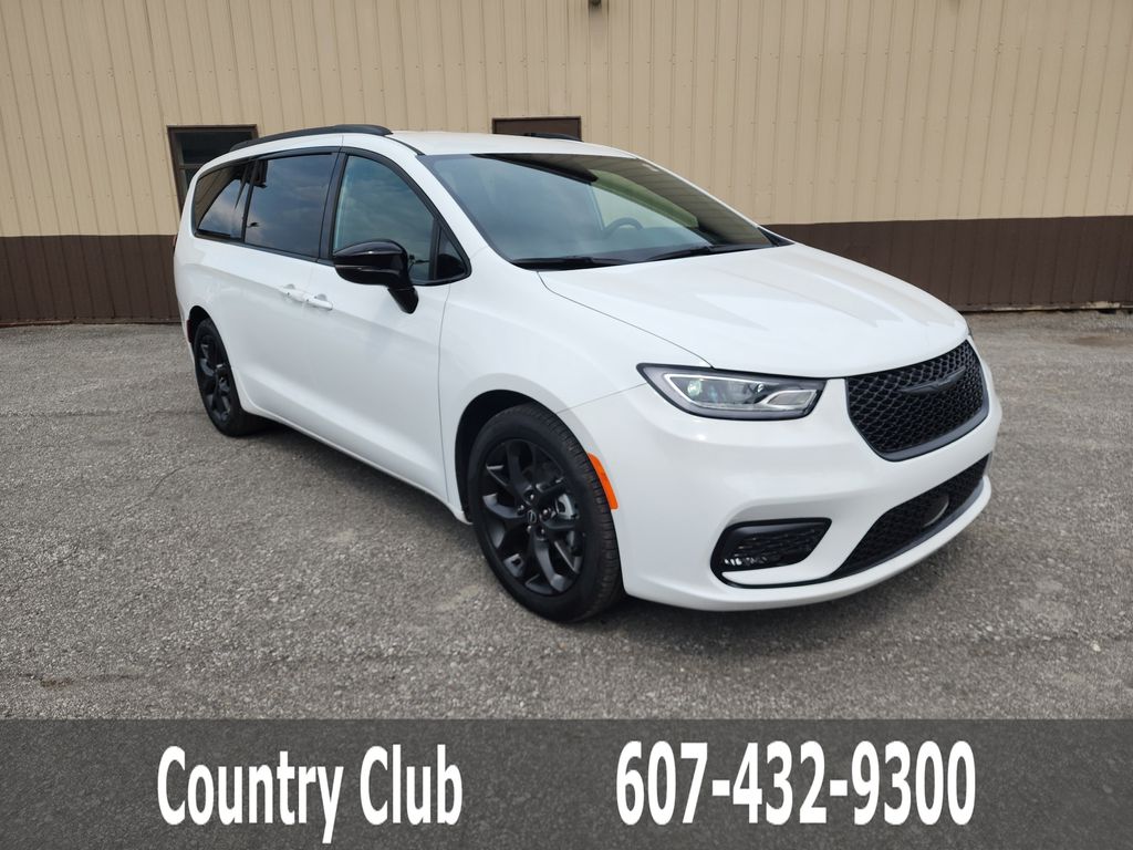 2026 Chrysler Pacifica