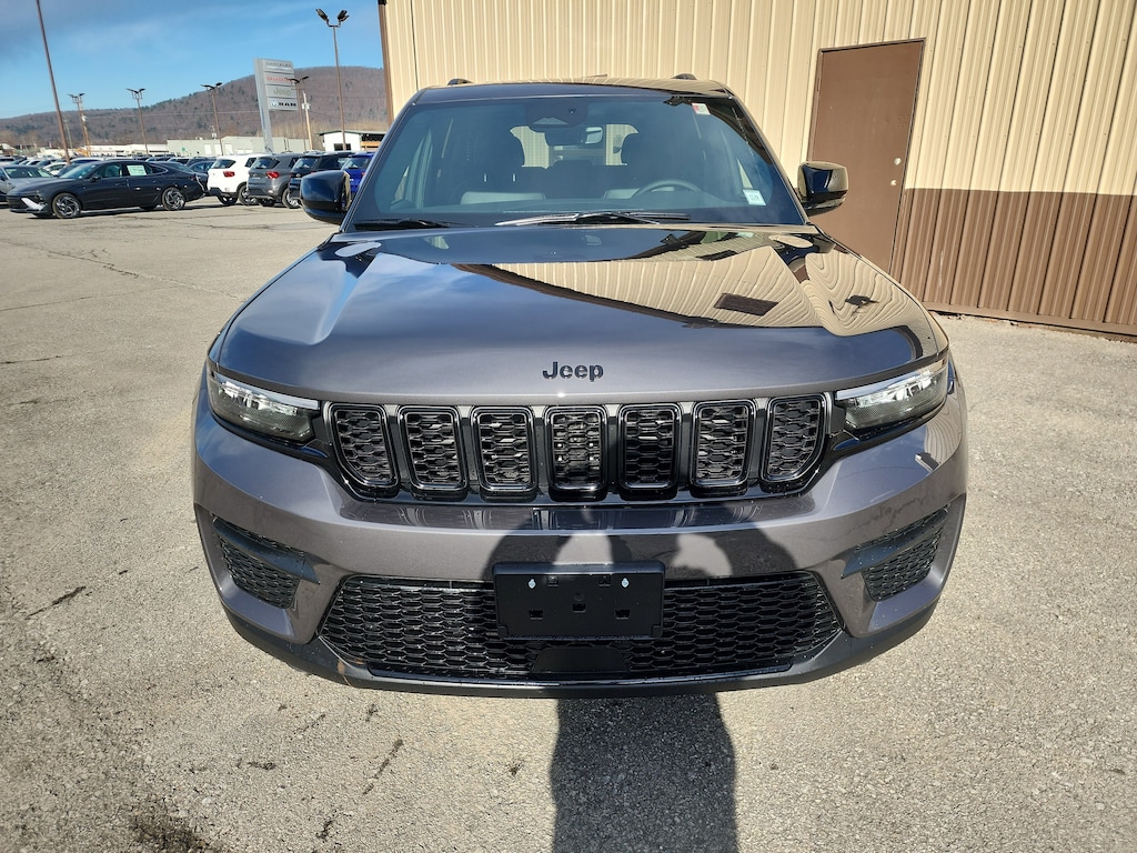 New 2025 Jeep Grand Cherokee ALTITUDE X 4X4 Sport Utility