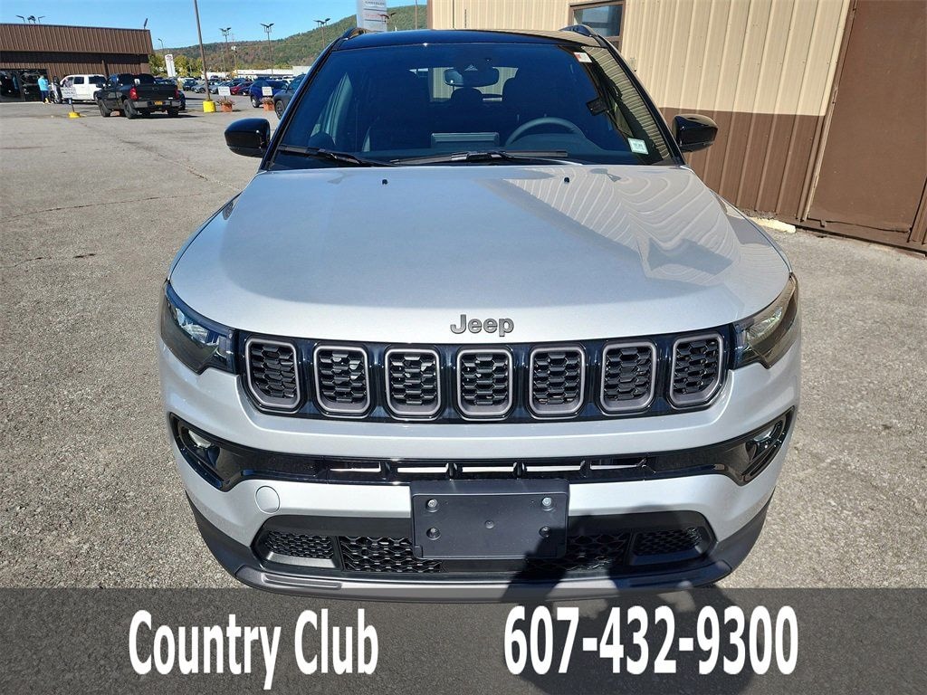New 2025 Jeep Compass LIMITED 4X4 Sport Utility