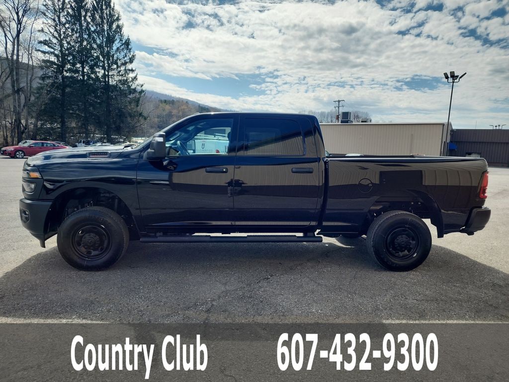 New 2026 Ram 2500 TRADESMAN CREW CAB 4X4 6'4 BOX Pickup