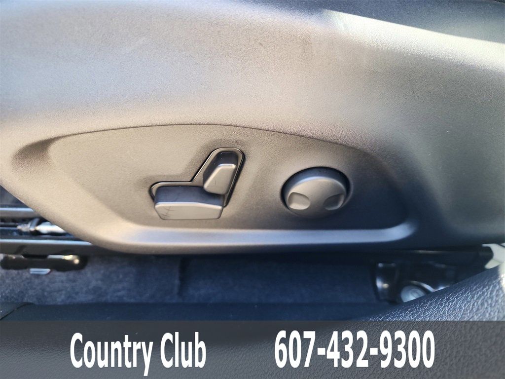 2025 Jeep Compass Limited - Photo 12