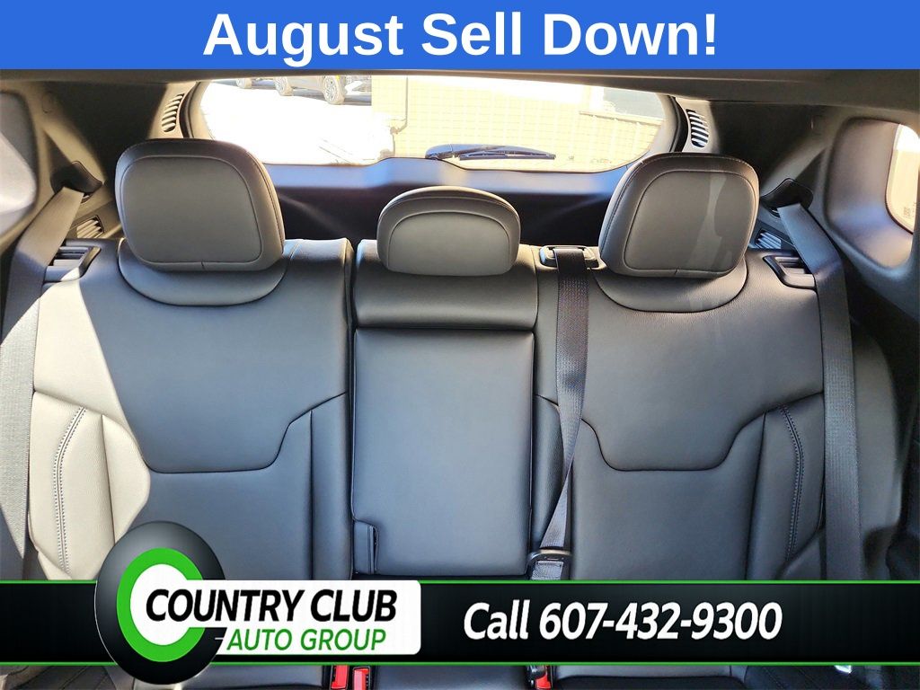 2025 Jeep Compass Limited - Photo 22