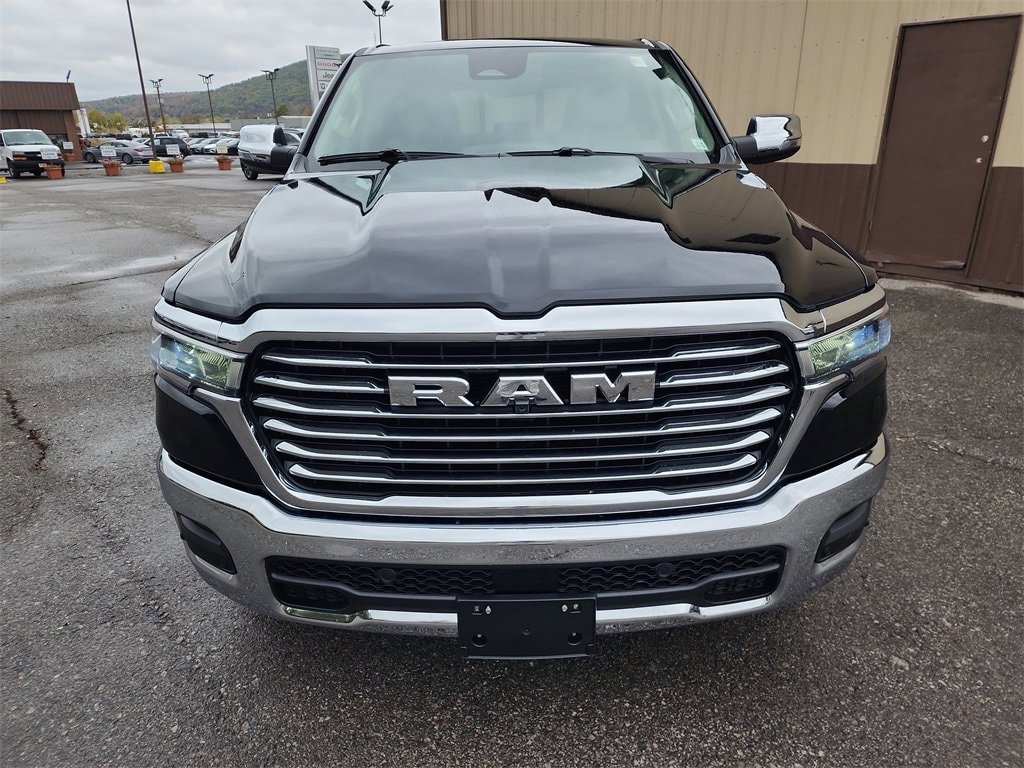 New 2026 Ram 1500 LARAMIE CREW CAB 4X4 5'7 BOX Pickup