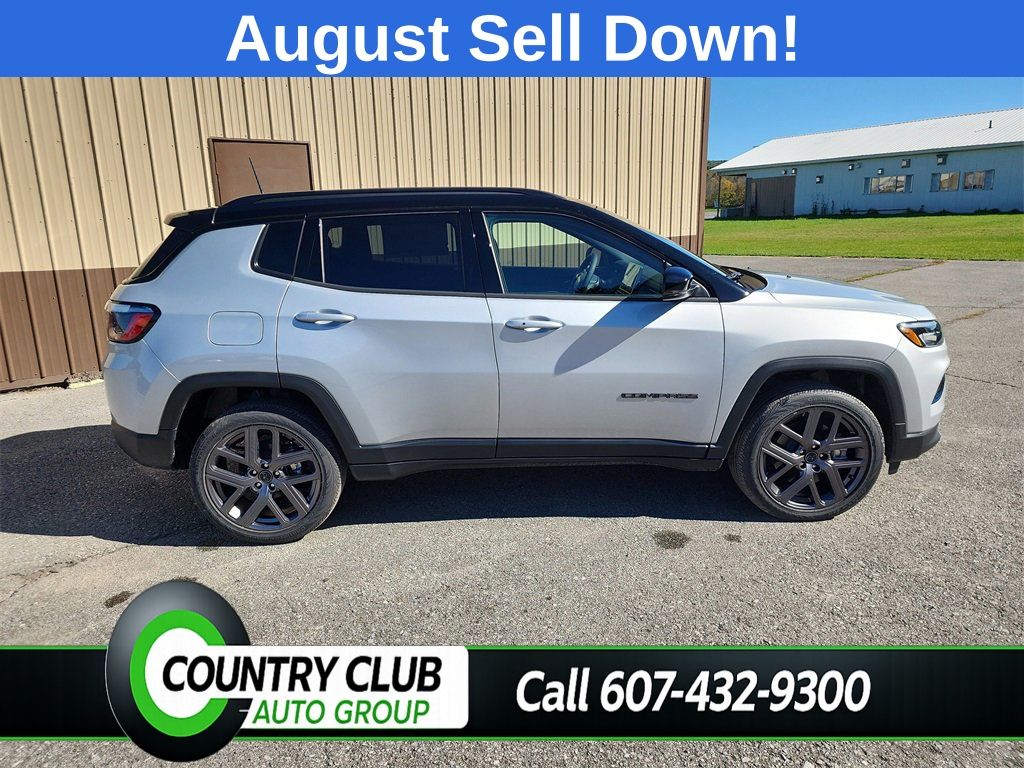 2025 Jeep Compass Limited - Photo 9