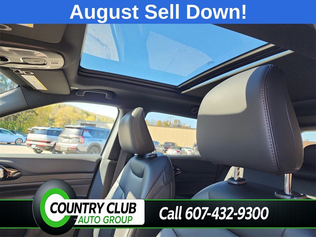 2025 Jeep Compass Limited - Photo 13