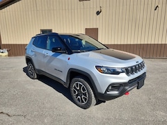 2025 Jeep Compass TRAILHAWK 4X4 Sport Utility