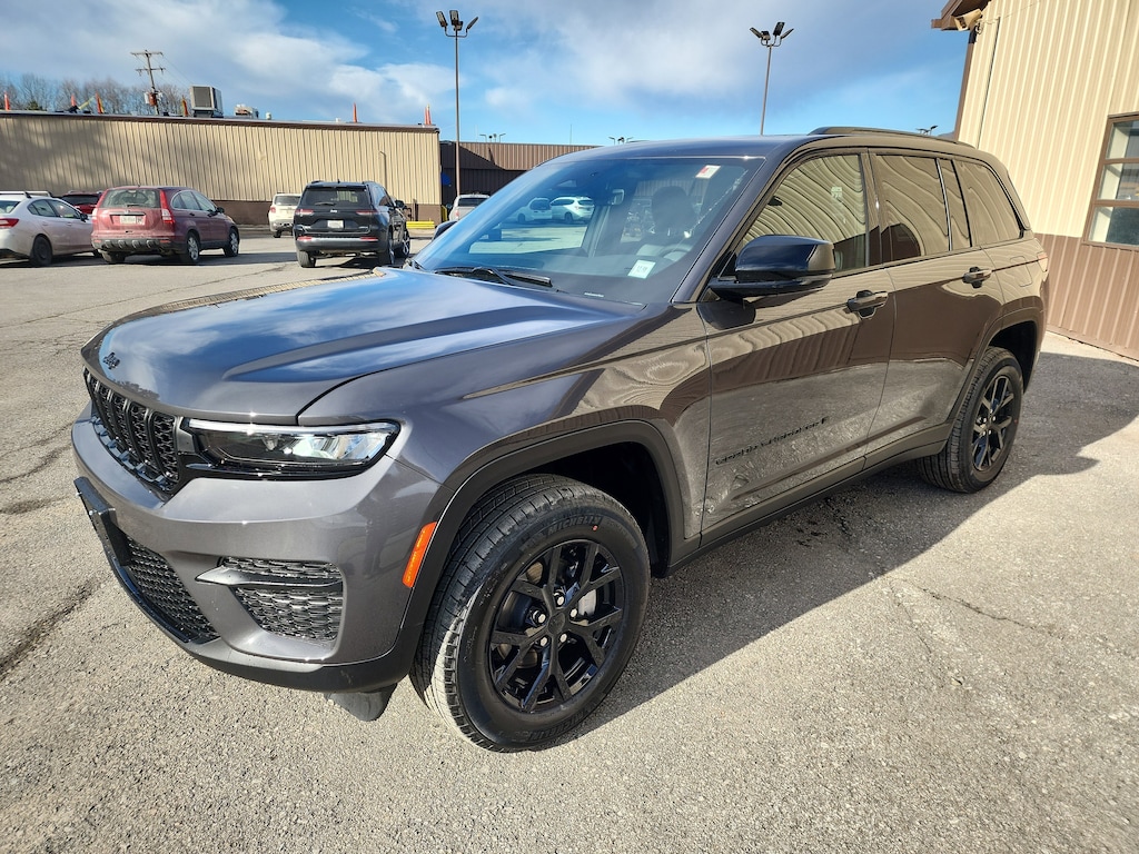 New 2025 Jeep Grand Cherokee ALTITUDE X 4X4 Sport Utility