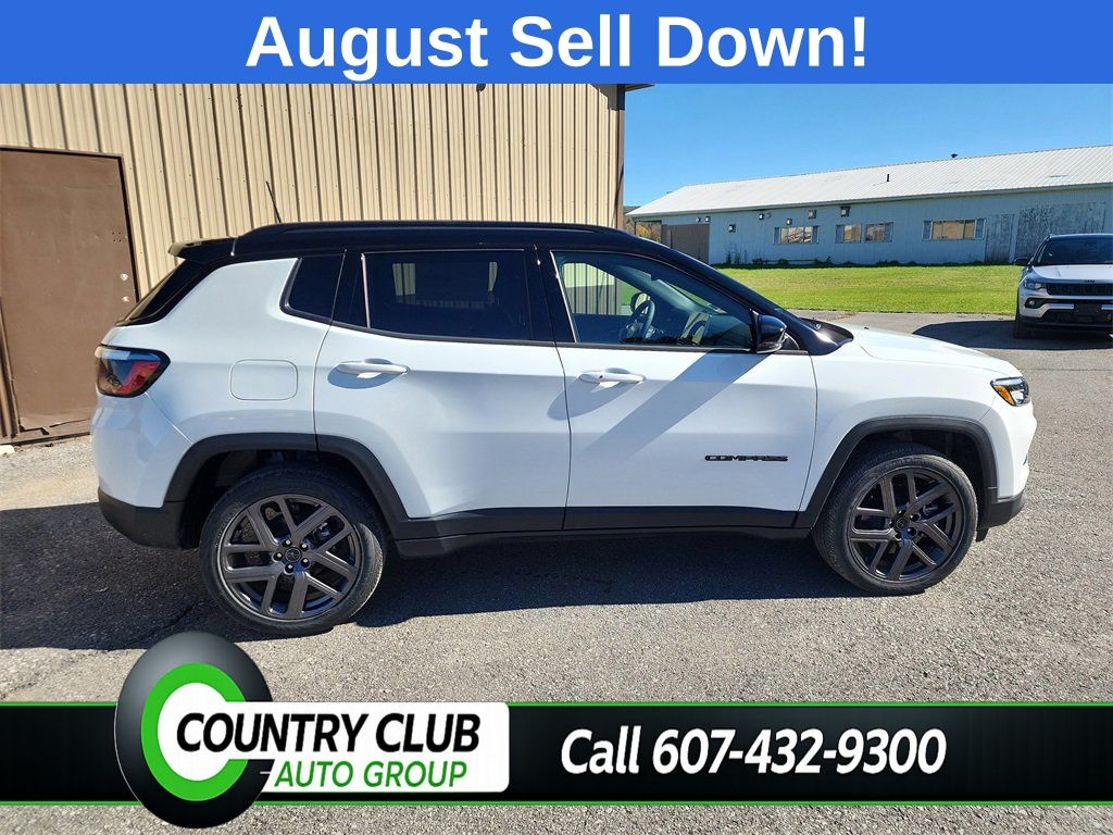 2025 Jeep Compass Limited - Photo 9