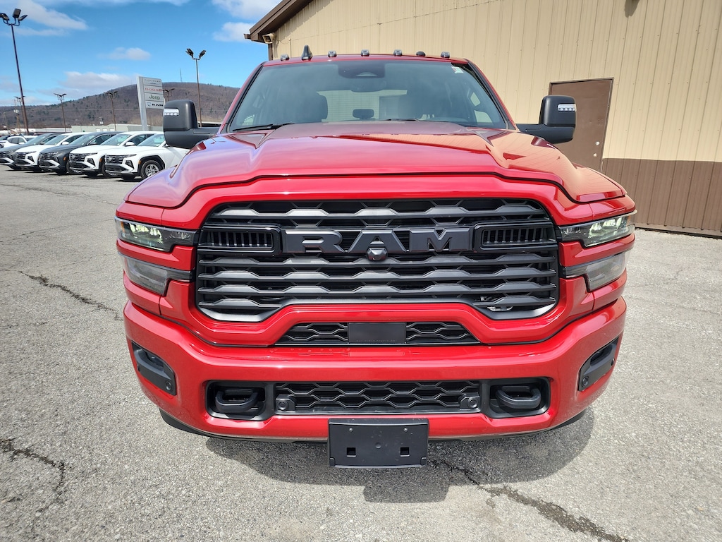 New 2026 Ram 2500 BIG HORN CREW CAB 4X4 6'4 BOX Pickup