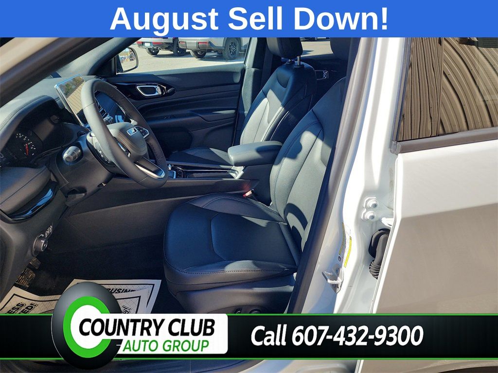 2025 Jeep Compass Limited - Photo 11