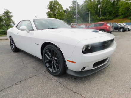2022 Dodge Challenger R/T Coupe DYNAMIC_PREF_LABEL_INVENTORY_FEATURED_DEFAULT_INVENTORY_FEATURED1_ALTATTRIBUTEAFTER