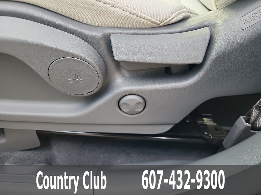 2026 Hyundai Santa Fe SE - Photo 12
