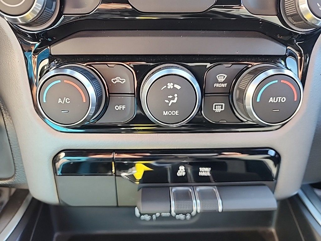 2022 RAM Ram 1500 Pickup Big Horn/Lone Star - Photo 15