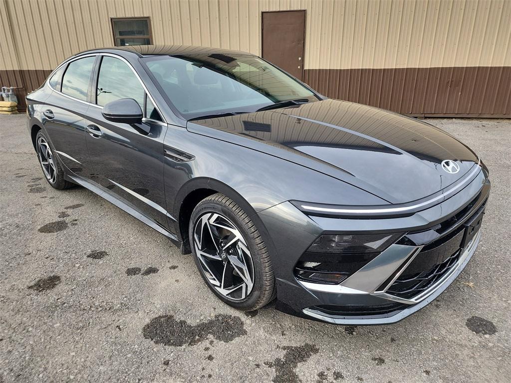 New 2026 Hyundai Sonata SEL Sport Sedan