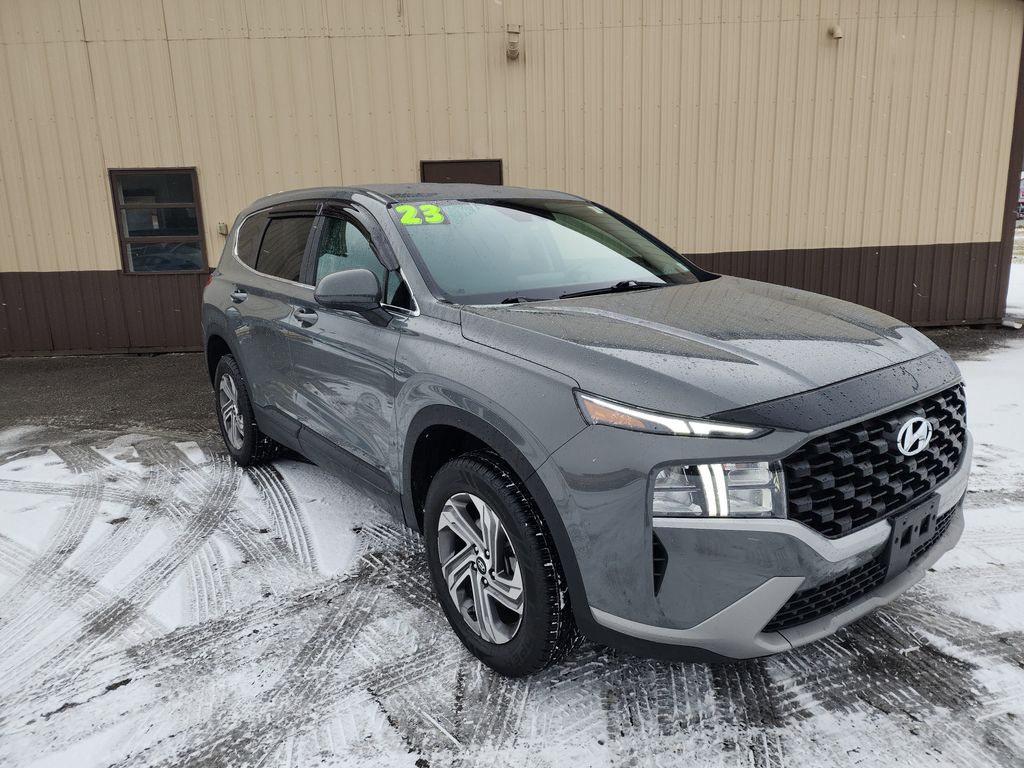 2023 Hyundai Santa Fe SE's photo