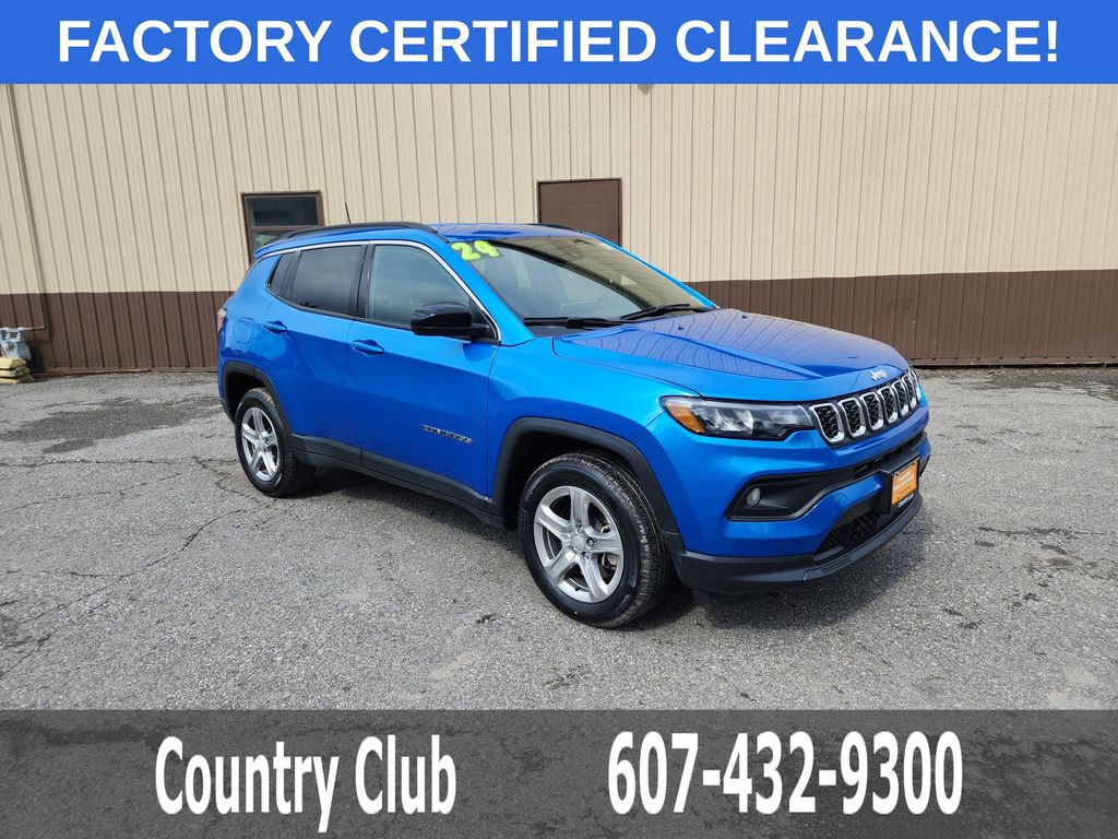 2024 Jeep Compass Latitude 4X4's photo