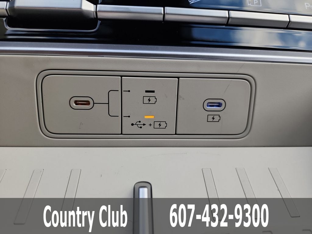 2026 Hyundai Santa Fe SE - Photo 14