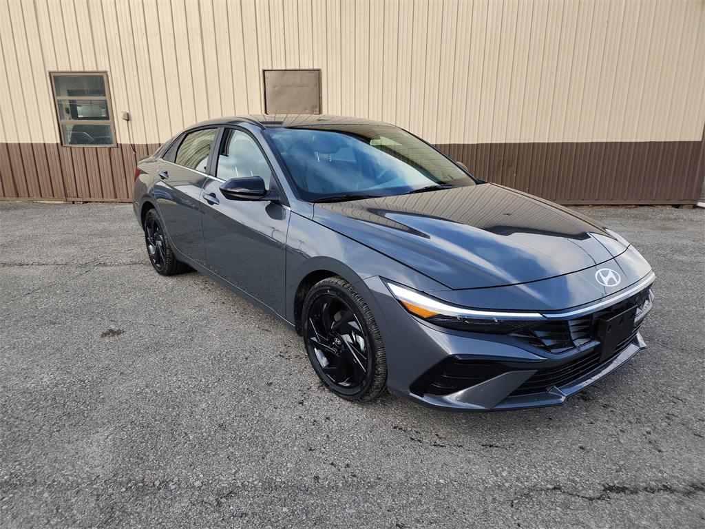 2026 Hyundai Elantra SEL's photo