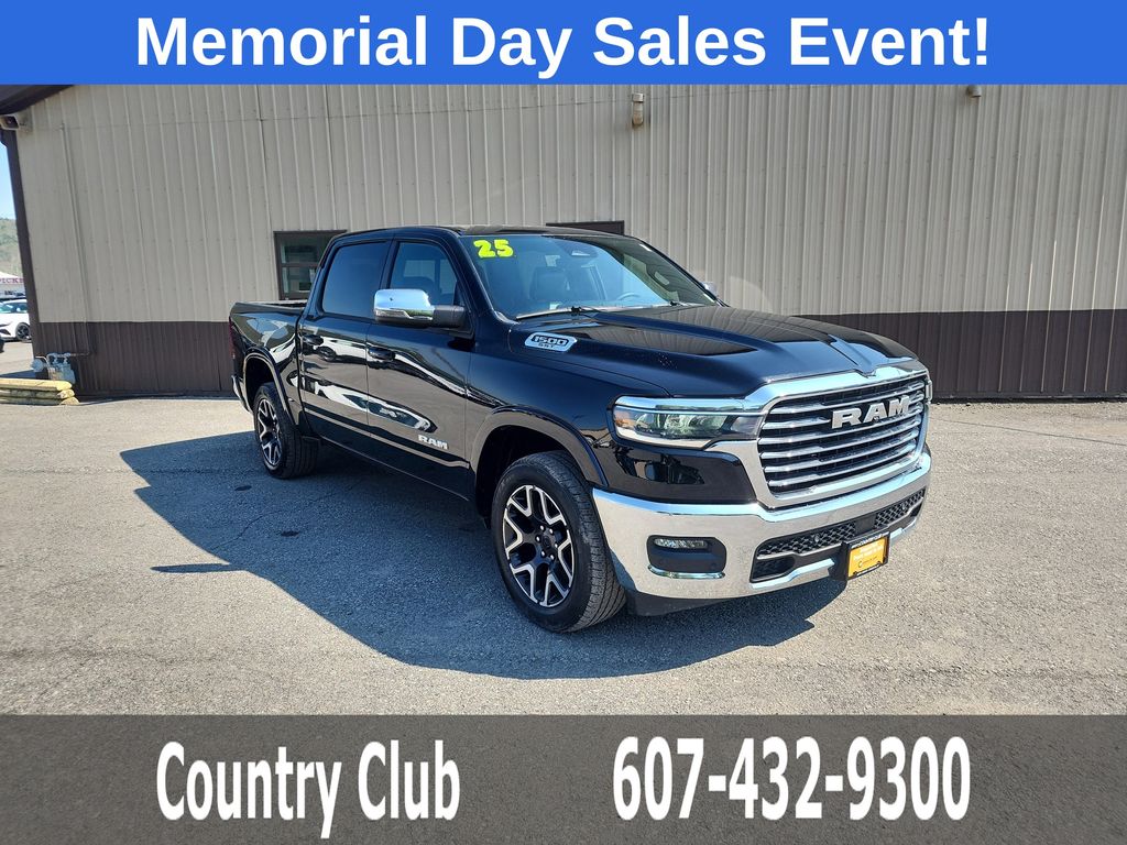 2025 RAM 1500 Laramie 4x4 Crew Cab 5'7's photo