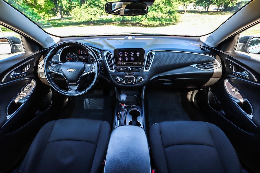 Used 2021 Chevrolet Malibu RS 4dr Car