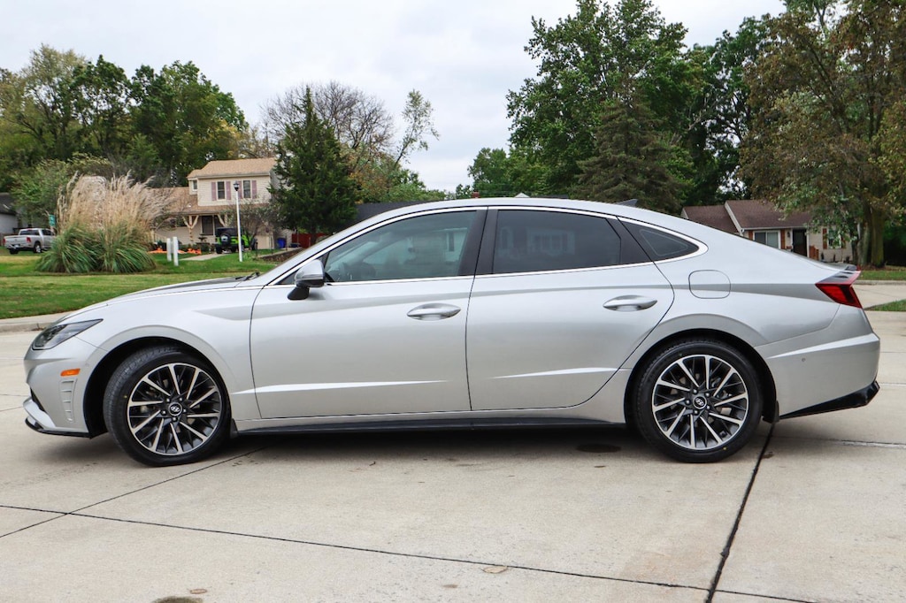 Used 2020 Hyundai Sonata Limited 4dr Car