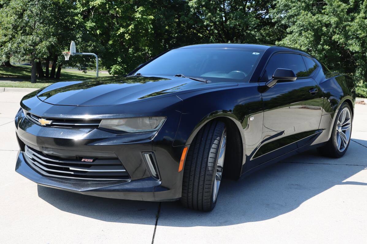 2018 Chevrolet Camaro 1LT photo 3