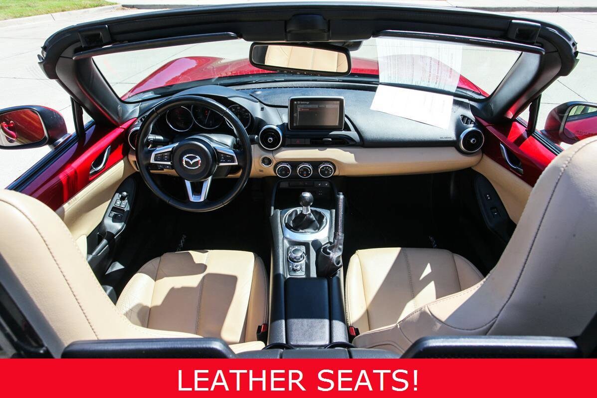 2016 Mazda MX-5 Miata Miata Grand Touring photo 2