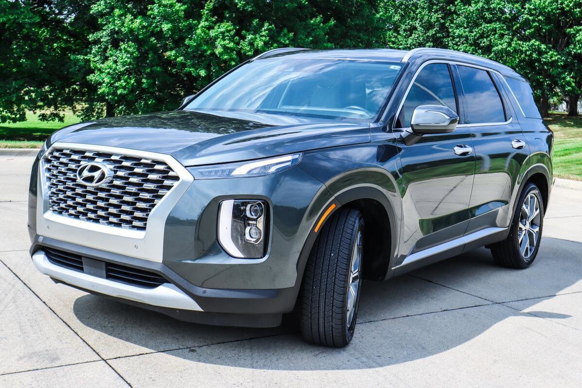 2020 Hyundai Palisade SEL photo 3