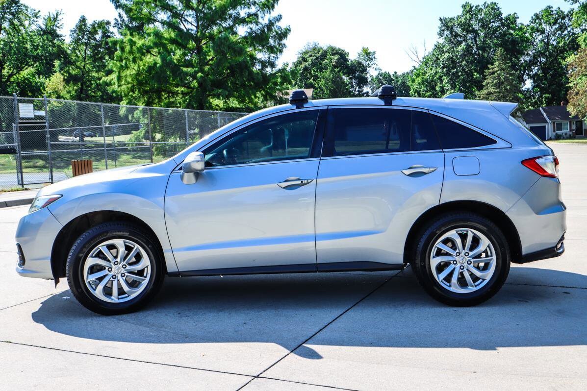 2017 Acura RDX Base Plus photo 4