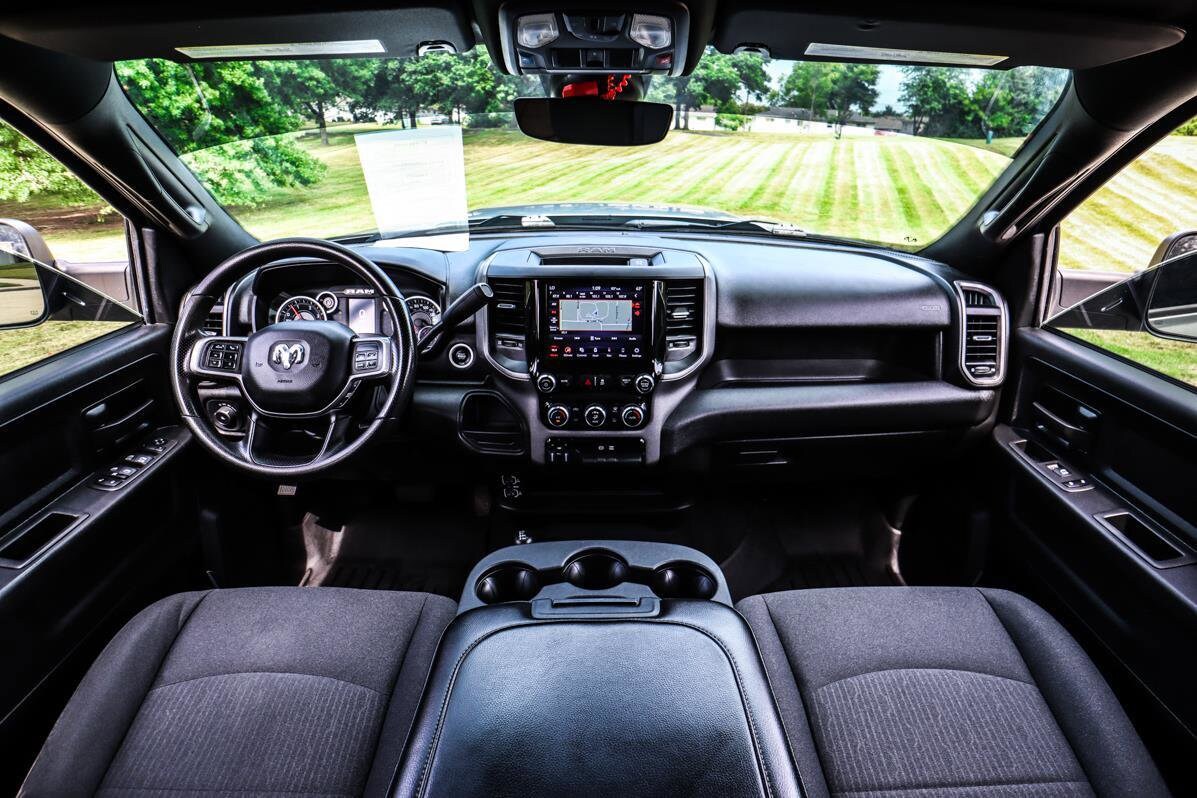 2021 Ram 3500 Tradesman photo 2