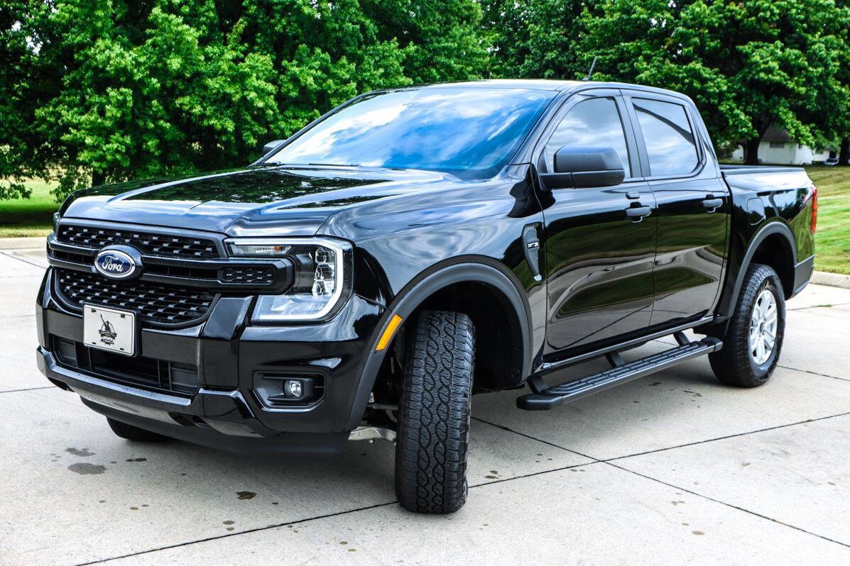 2024 Ford Ranger XL photo 2