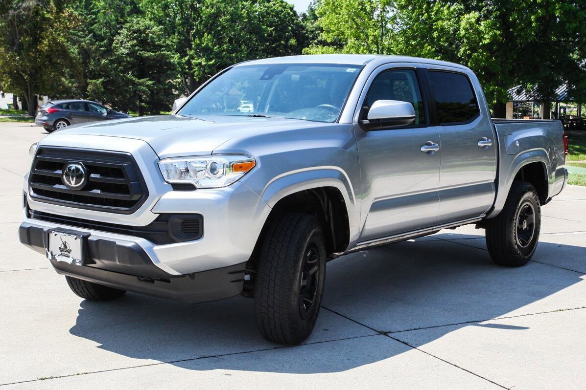 2021 Toyota Tacoma SR V6 photo 3