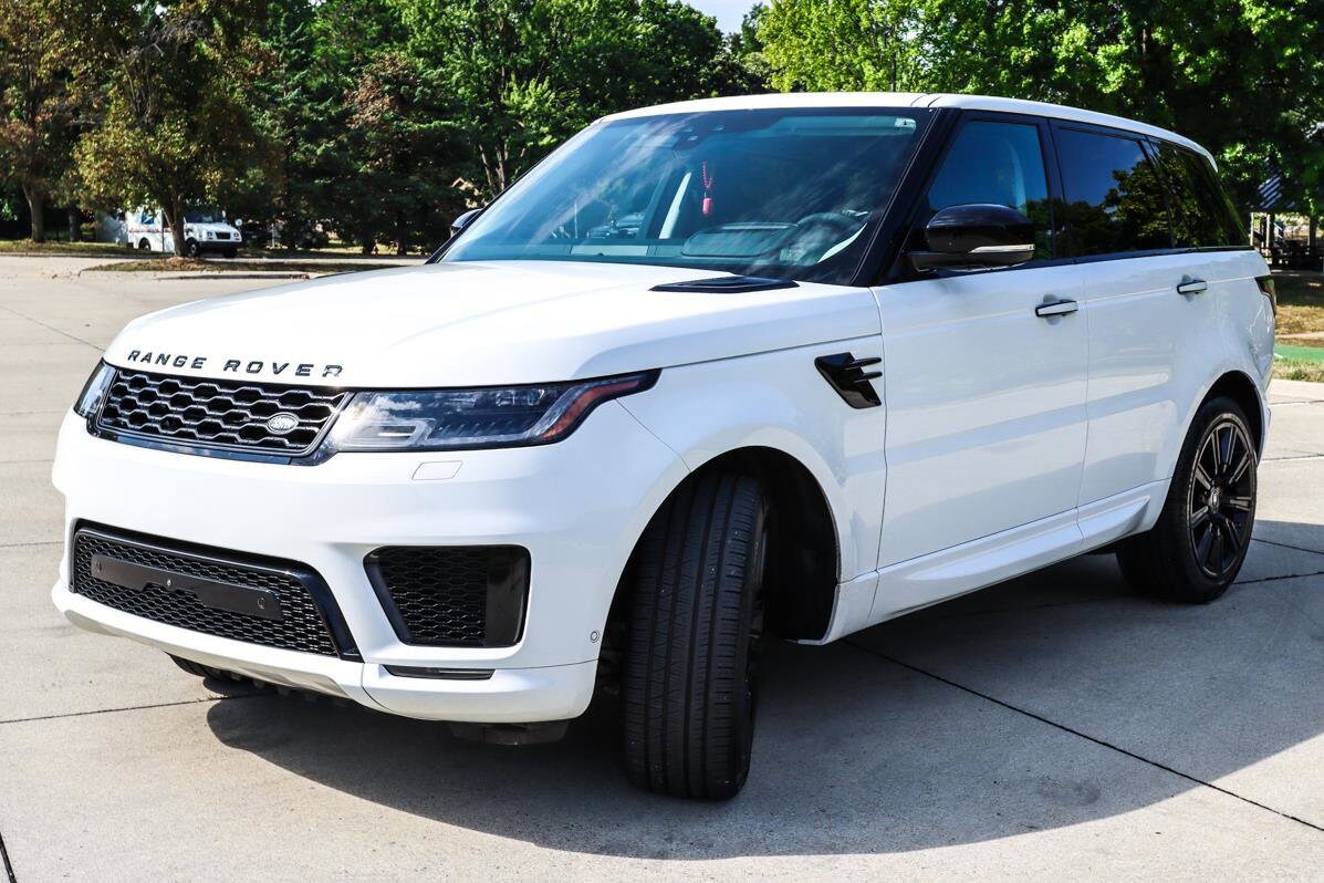 2021 Land Rover Range Rover Sport HST photo 2