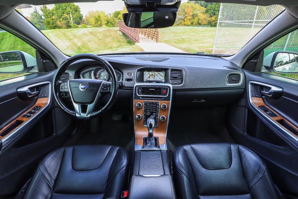 Used 2016 Volvo S60 T5 Platinum Inscription 4dr Car