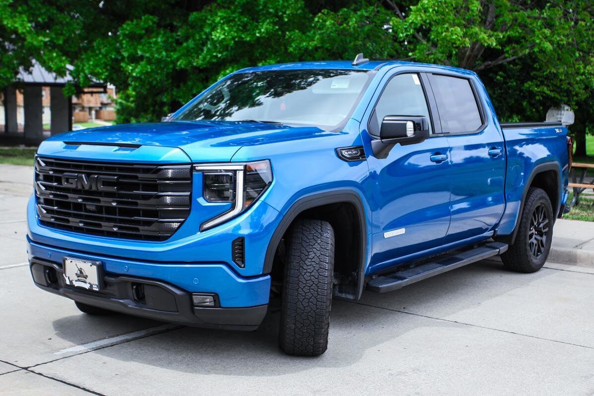 2024 Gmc Sierra 1500 Elevation photo 3