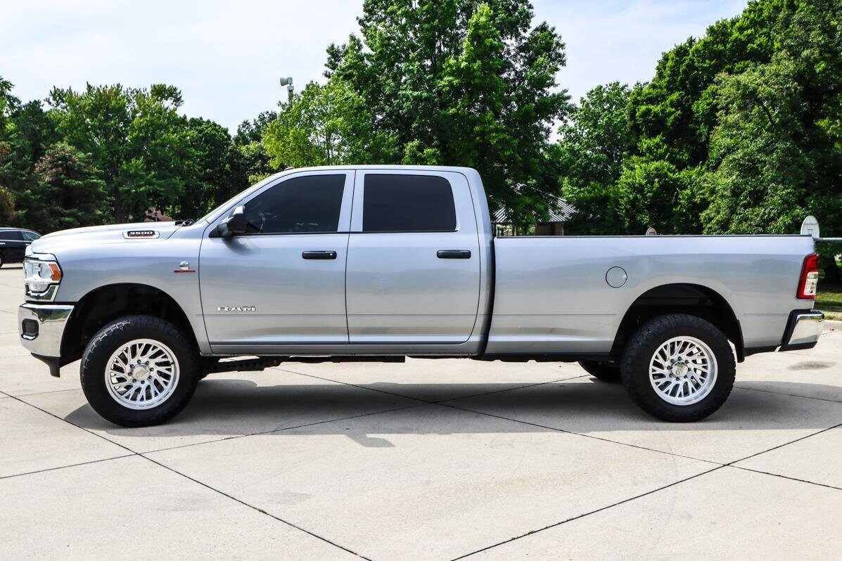2021 Ram 3500 Tradesman photo 4