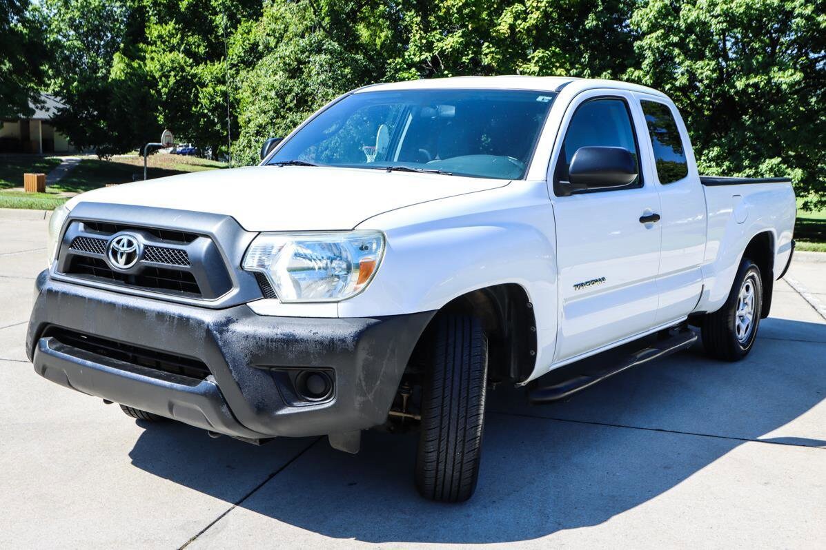 2013 Toyota Tacoma photo 3
