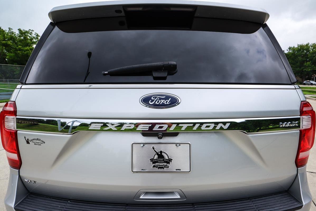 2019 Ford Expedition MAX XLT photo 5