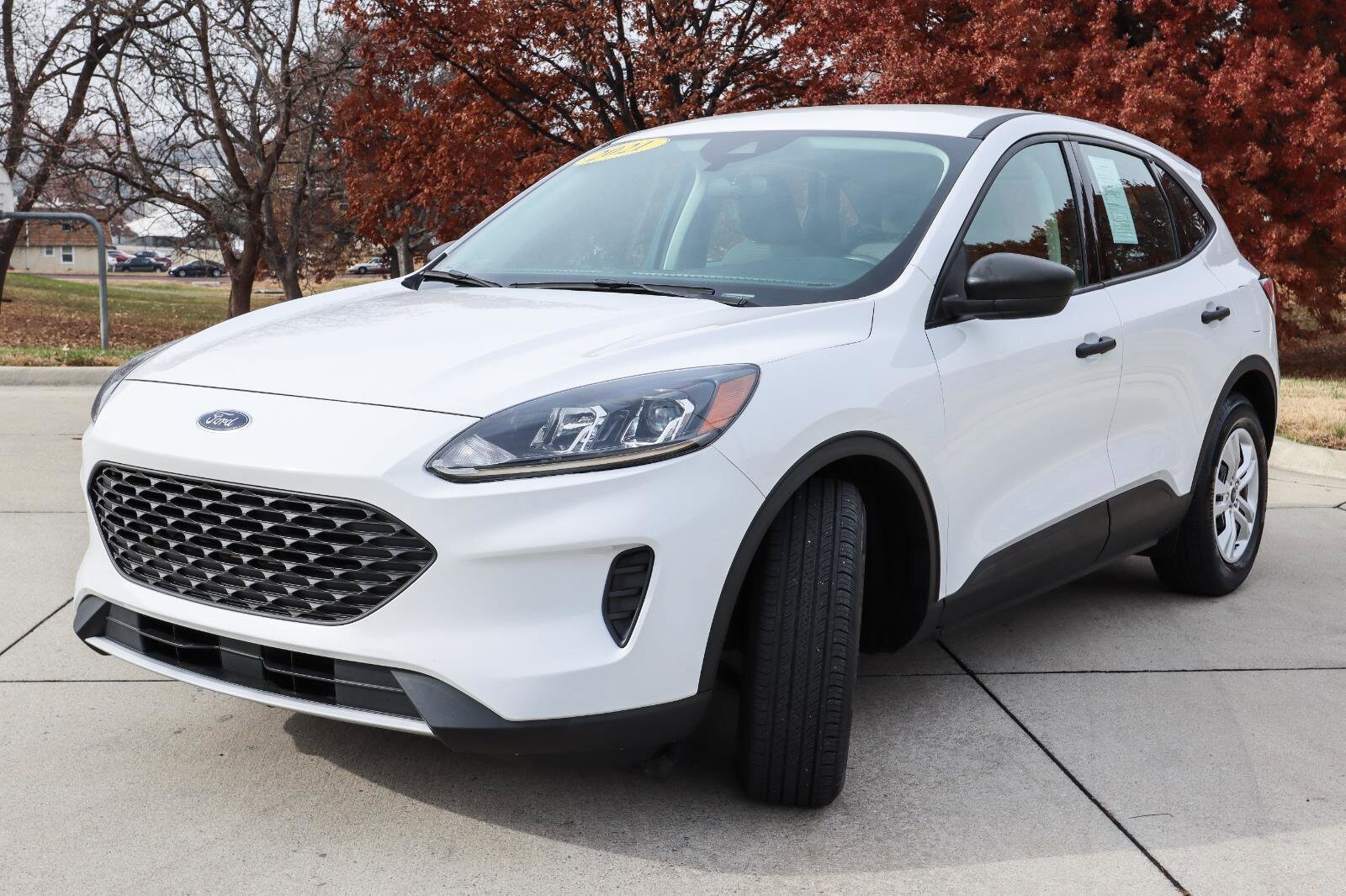 2021 Ford Escape S photo 3