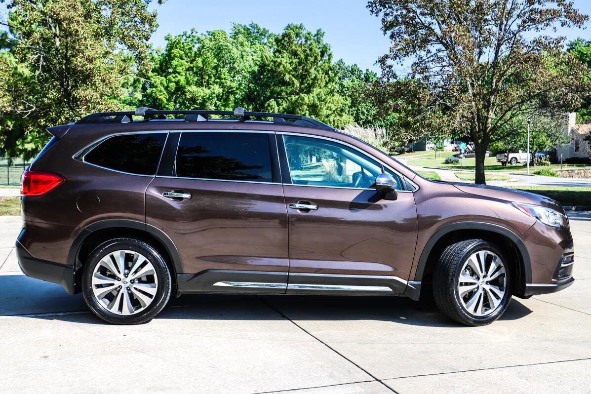 2019 Subaru Ascent Touring photo 4