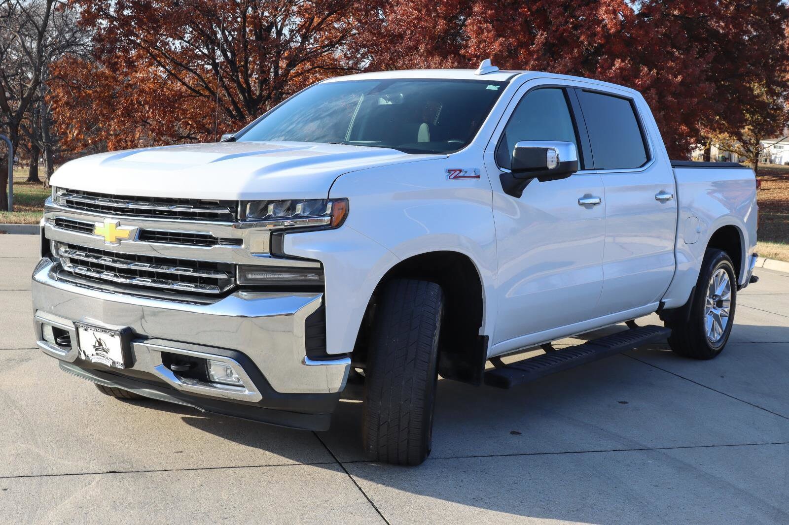2019 Chevrolet Silverado 1500 LTZ photo 3