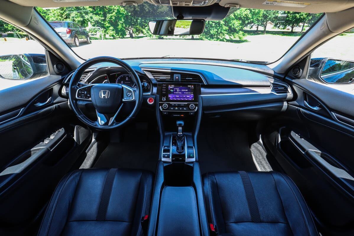 2019 Honda Civic EX-L photo 2